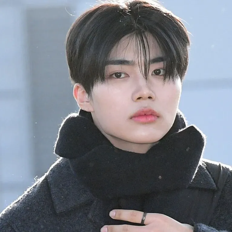 박건욱 (제로베이스원)의 비하인드 컷