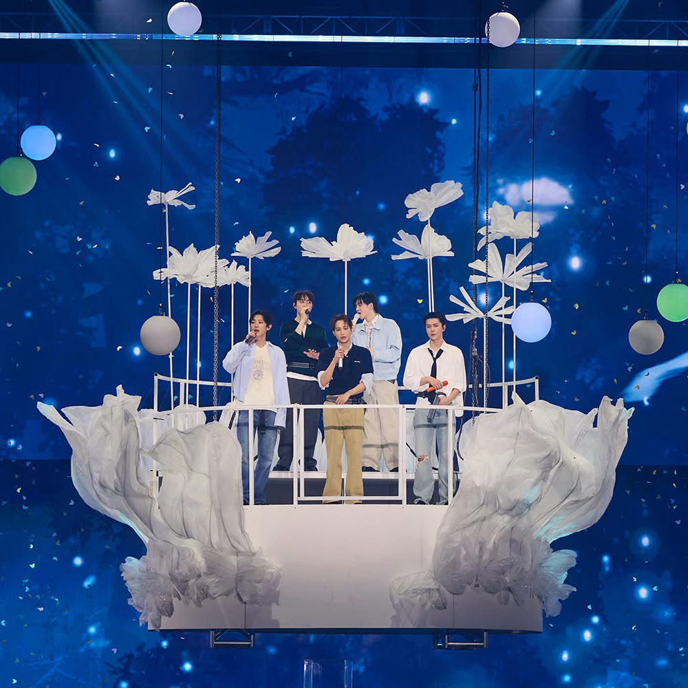 EXO의 비하인드 컷