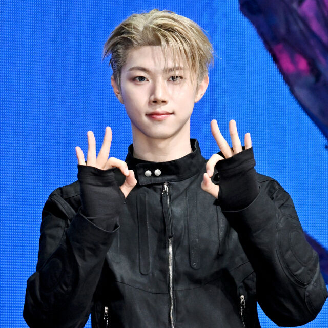 Behind-the-scenes cut of Hyunwoo (Xikers)