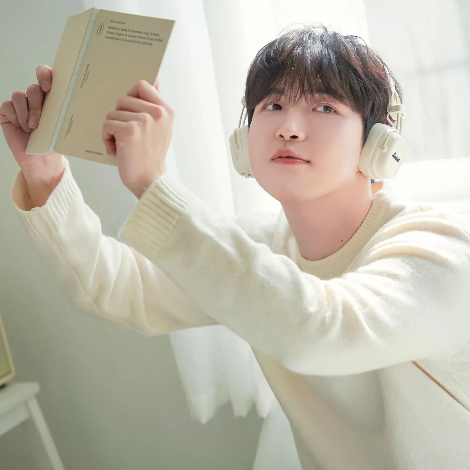 Foto aktivitas terbaru Kim Jaehwan
