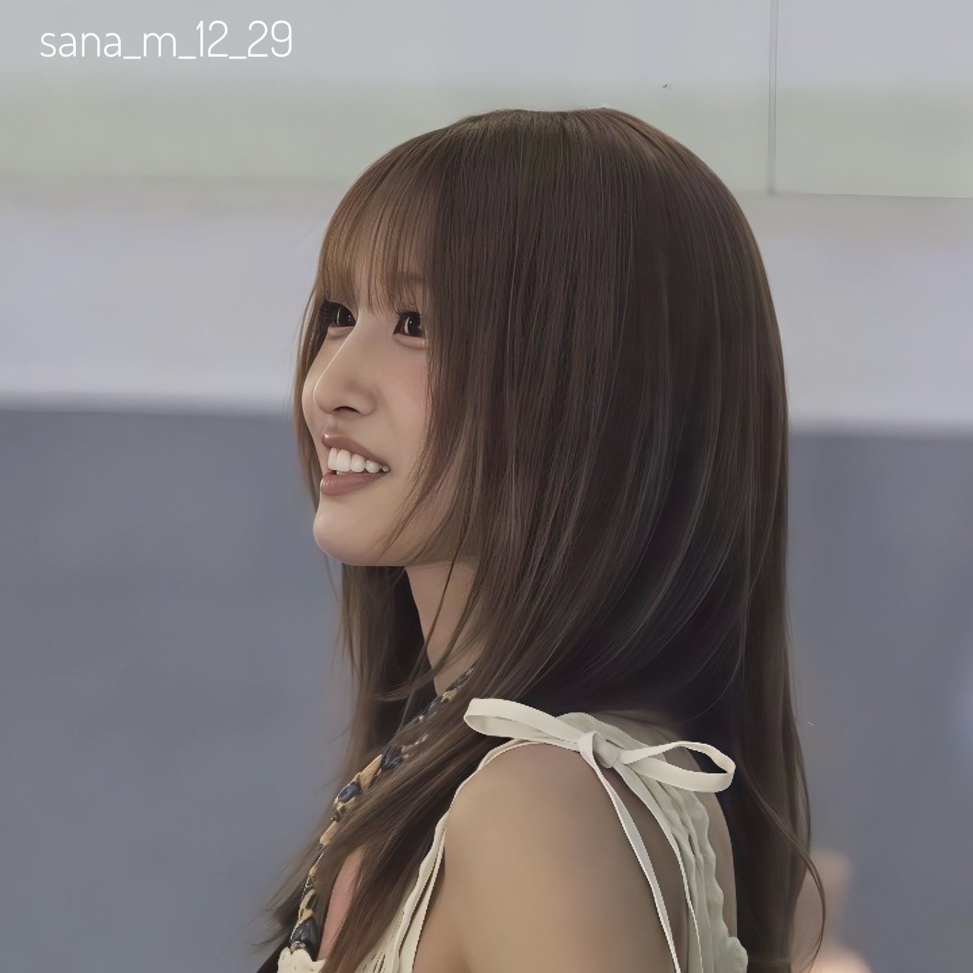 Potret di balik layar Momo (TWICE)