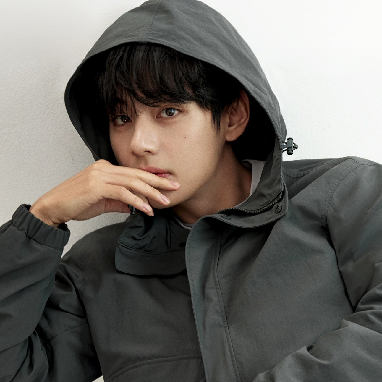 V (防彈少年團)的最新活動照片