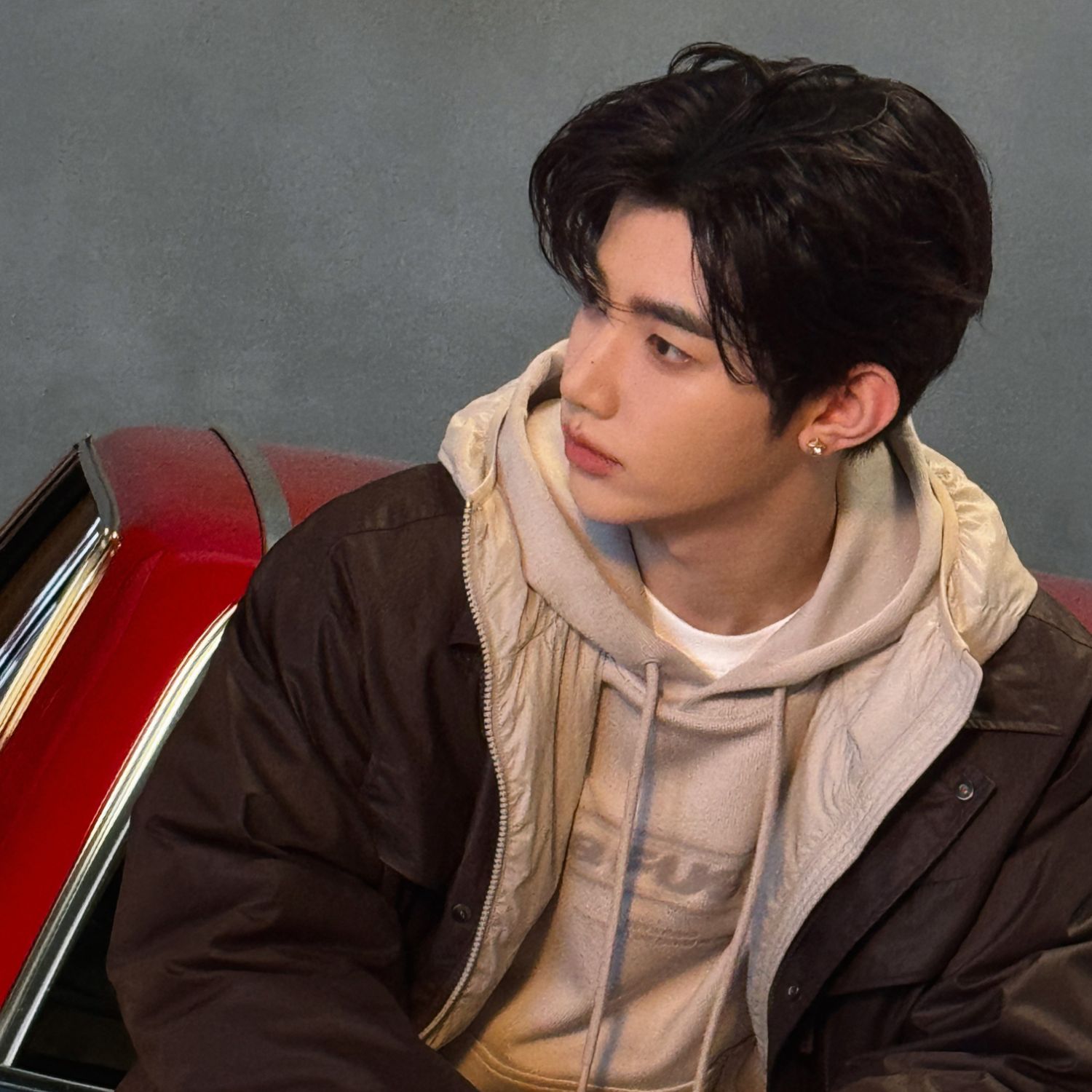 Behind-the-scenes cut of Zhang Hao (ZEROBASEONE)