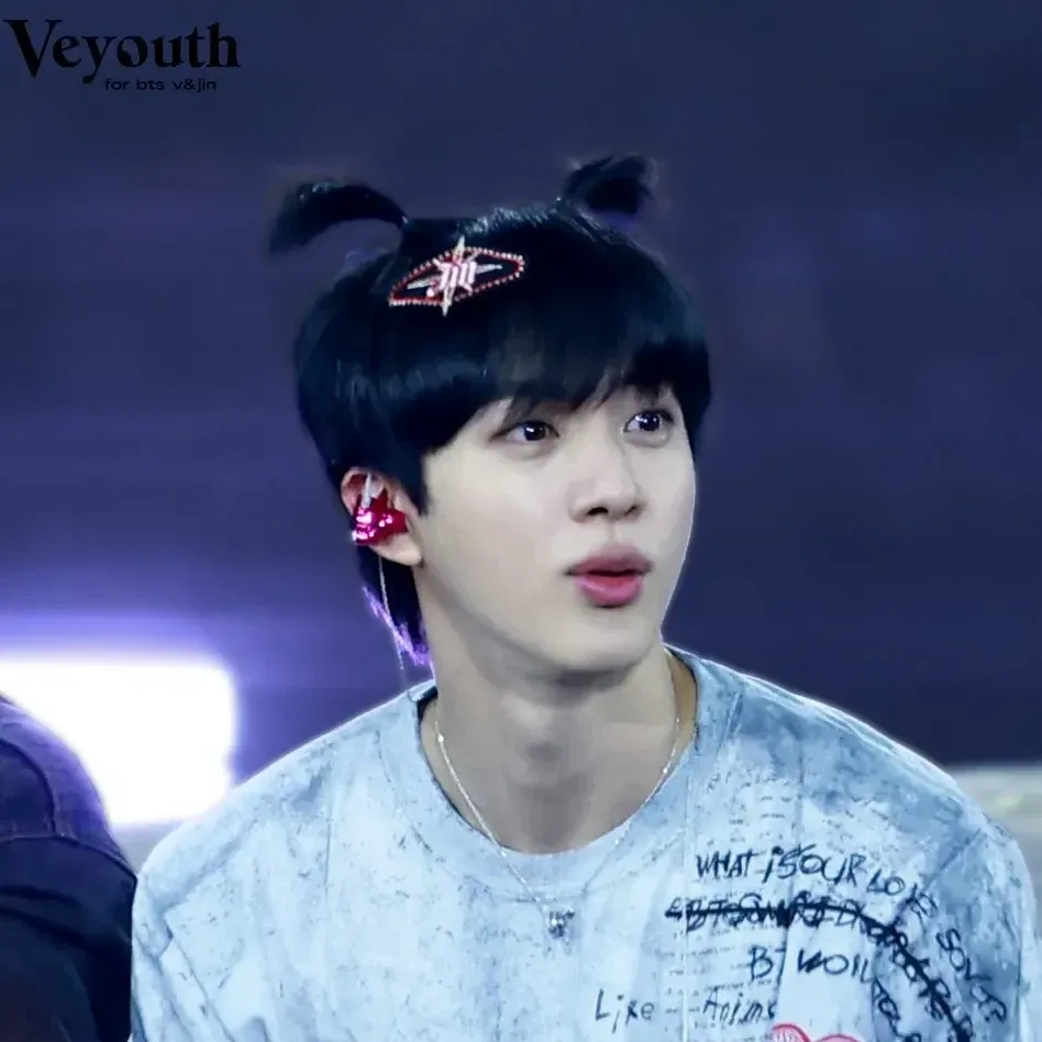 Potret di balik layar Jin (BTS)
