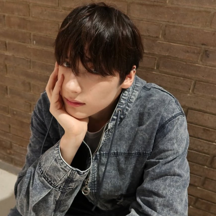 Behind-the-scenes cut of HueningKai (TOMORROW X TOGETHER)