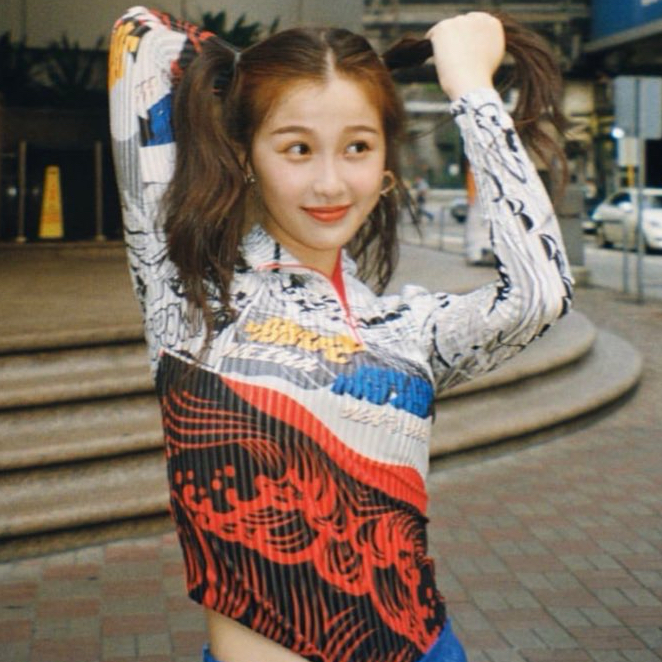 Behind-the-scenes cut of Esther Yu