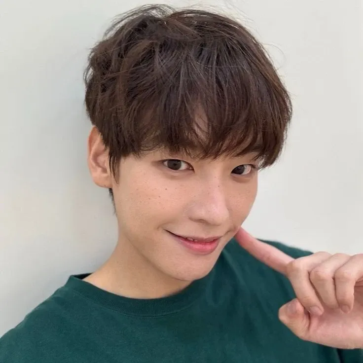 Recent activity shot of SF9