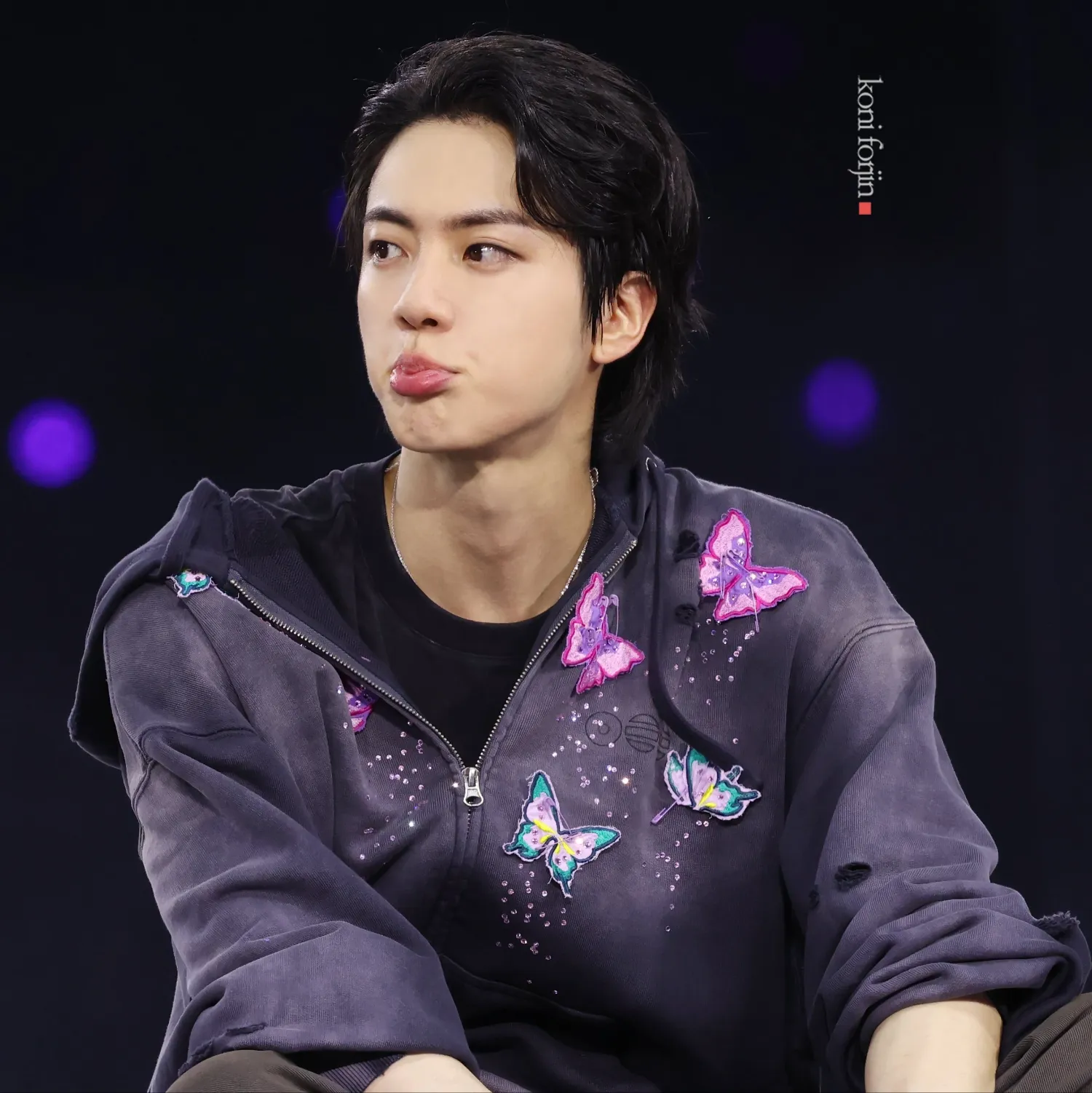 Foto terbaru Jin (BTS)