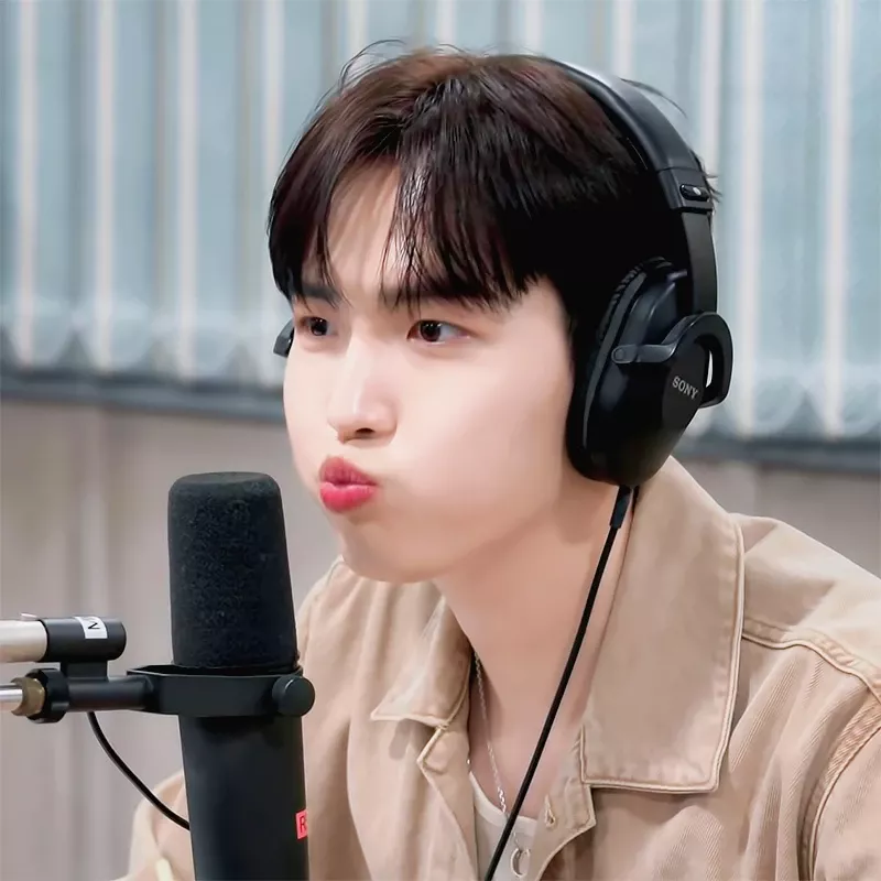 A moment captured by Kim Jaehwan's fan