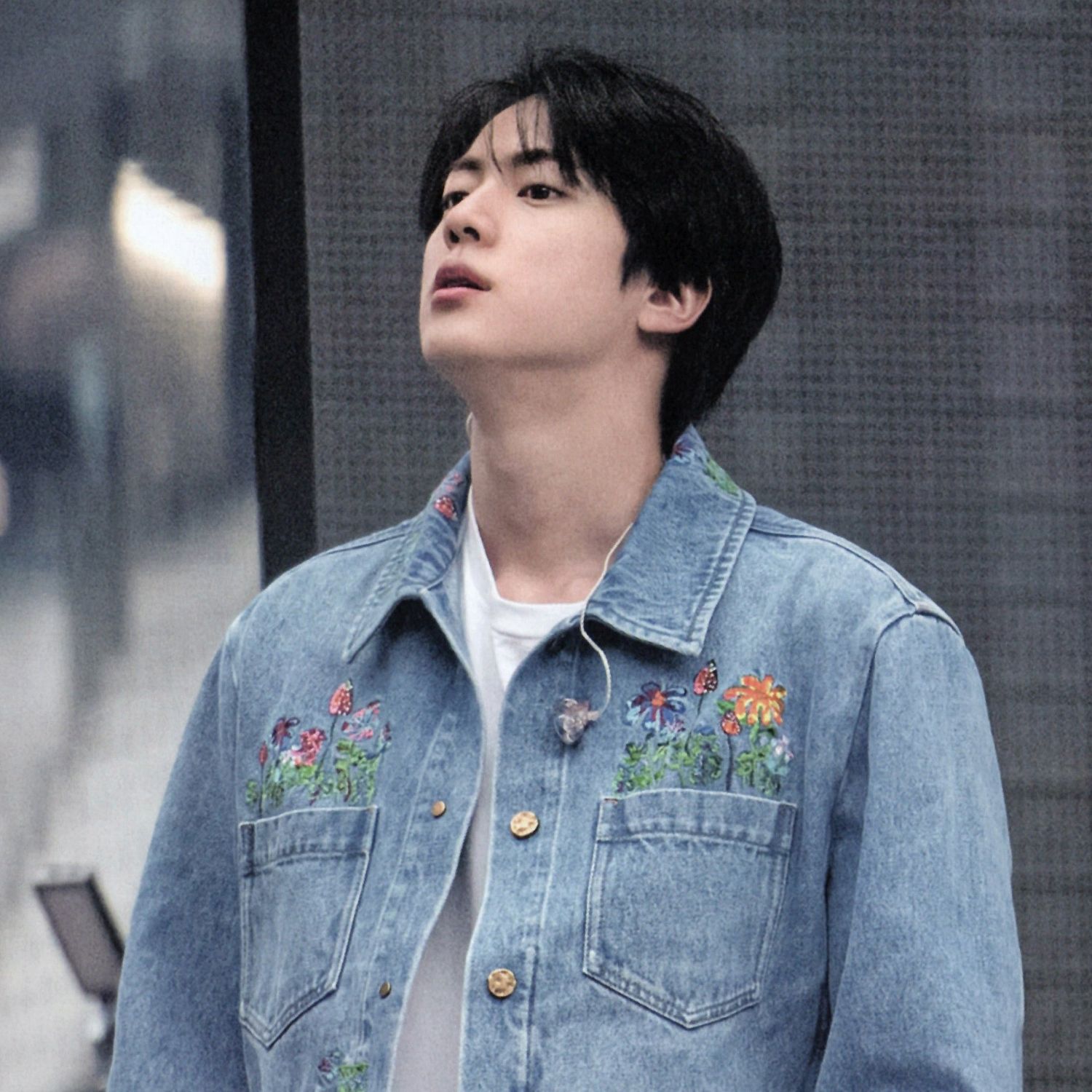 진 (방탄소년단) 최근 활동샷