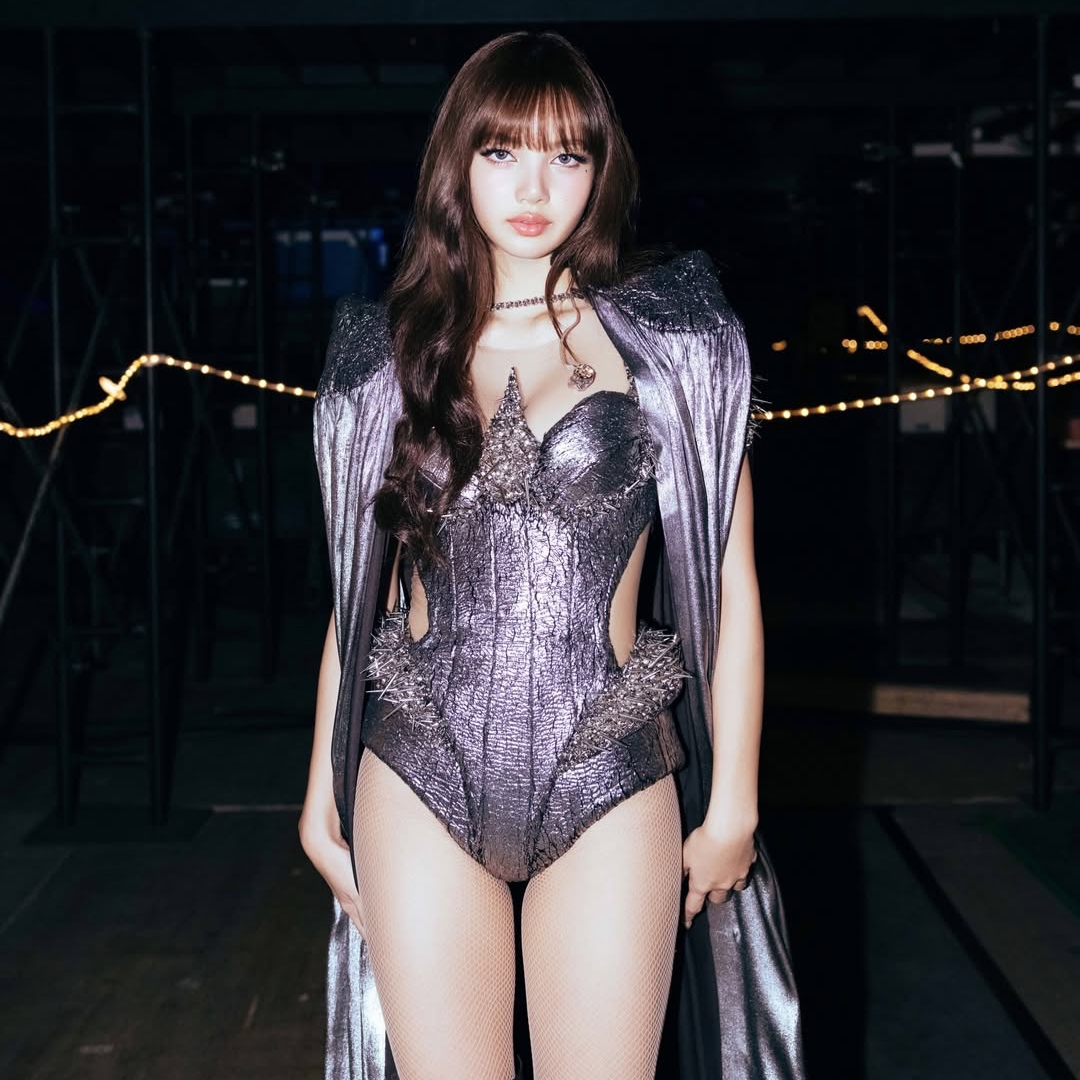 Lisa (BLACKPINK)粉丝拍下的瞬间