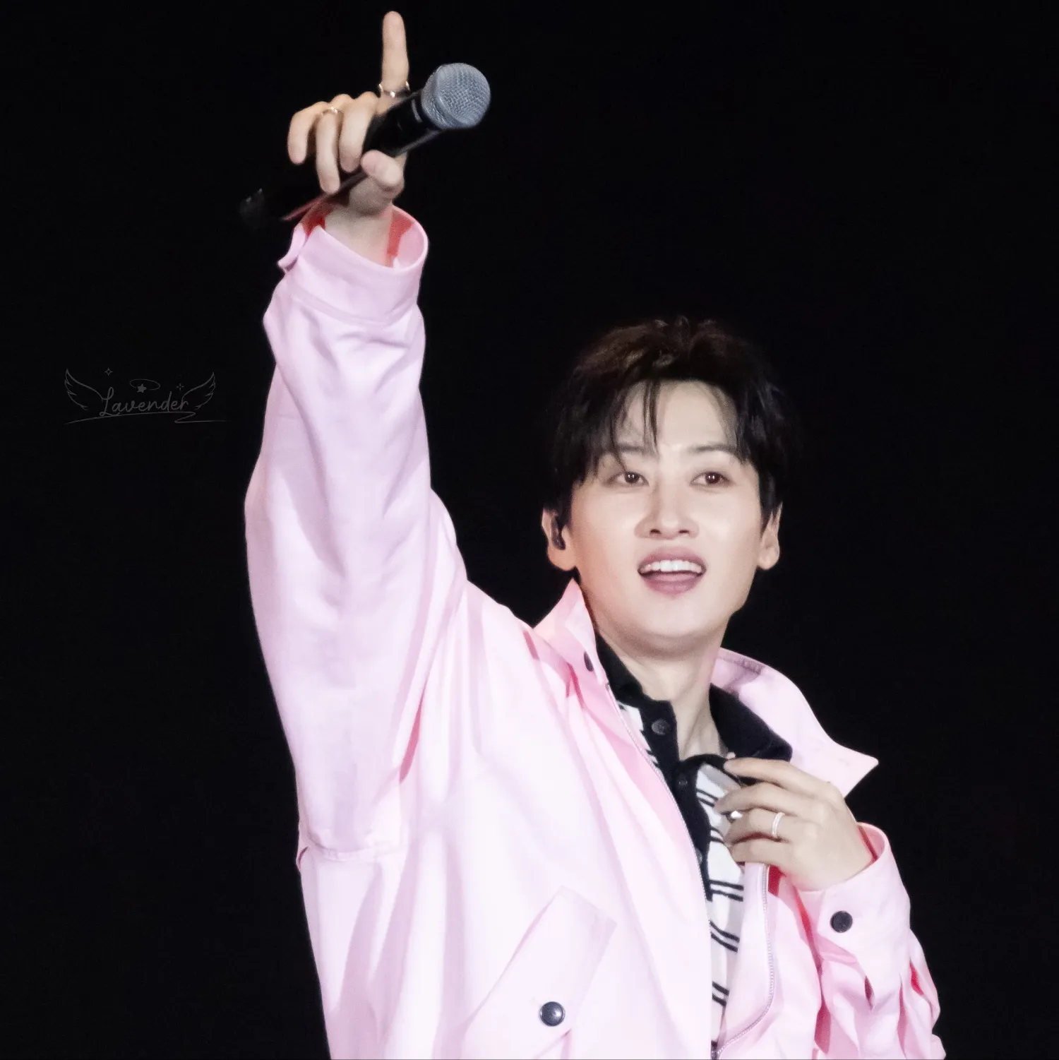 Recent activity shot of Eunhyuk (Super Junior)