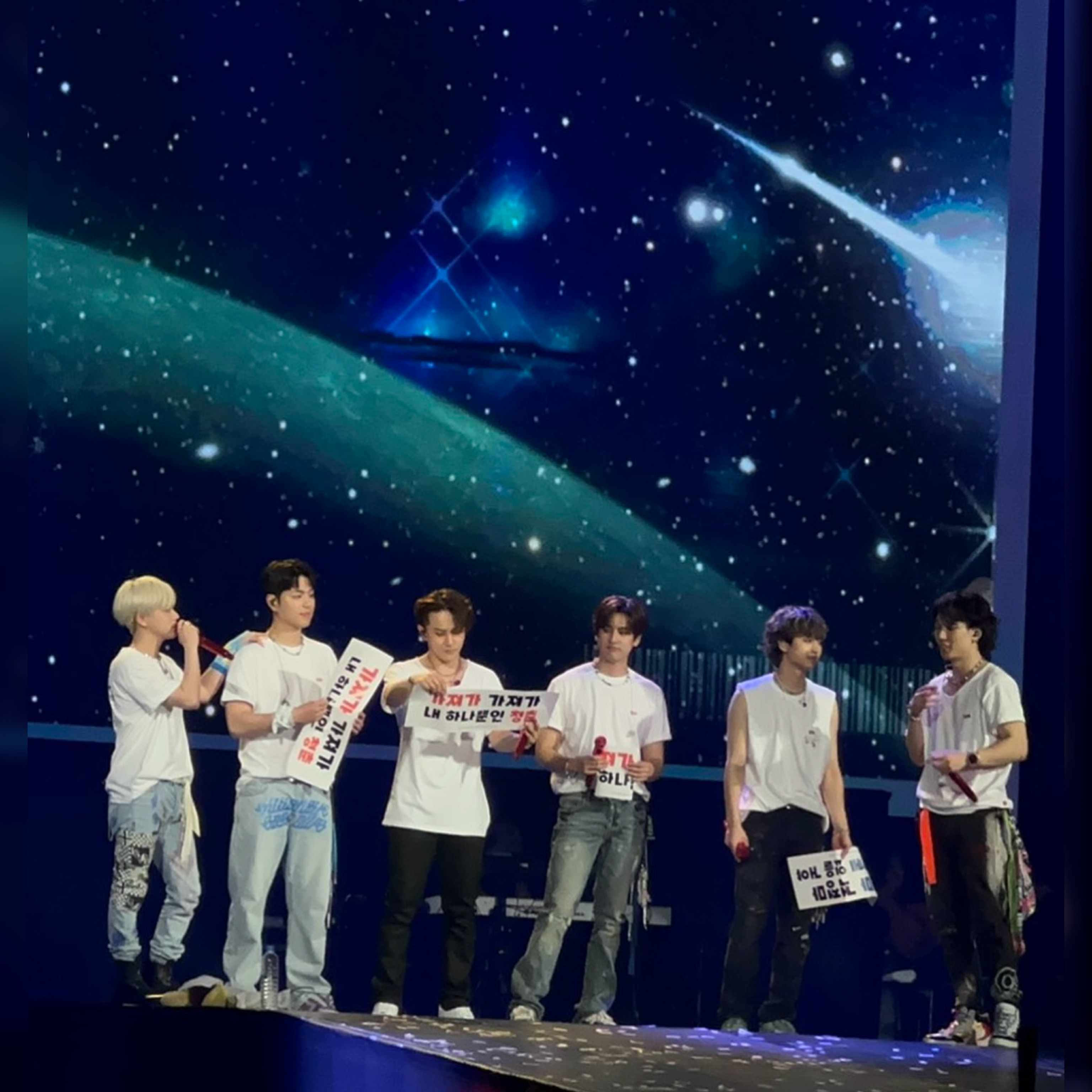 iKONの最近の活動写真