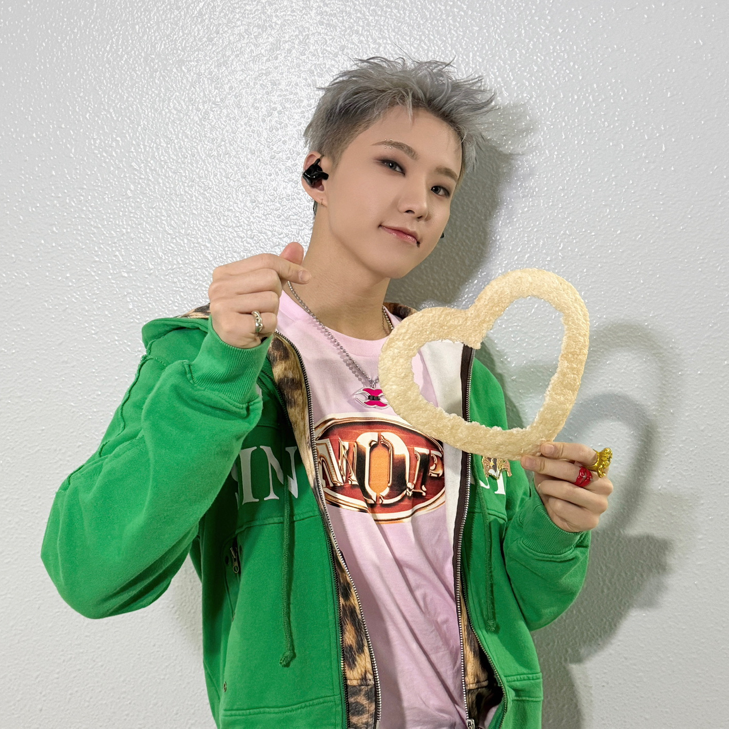 Momen yang diabadikan oleh penggemar Hoshi (SEVENTEEN)