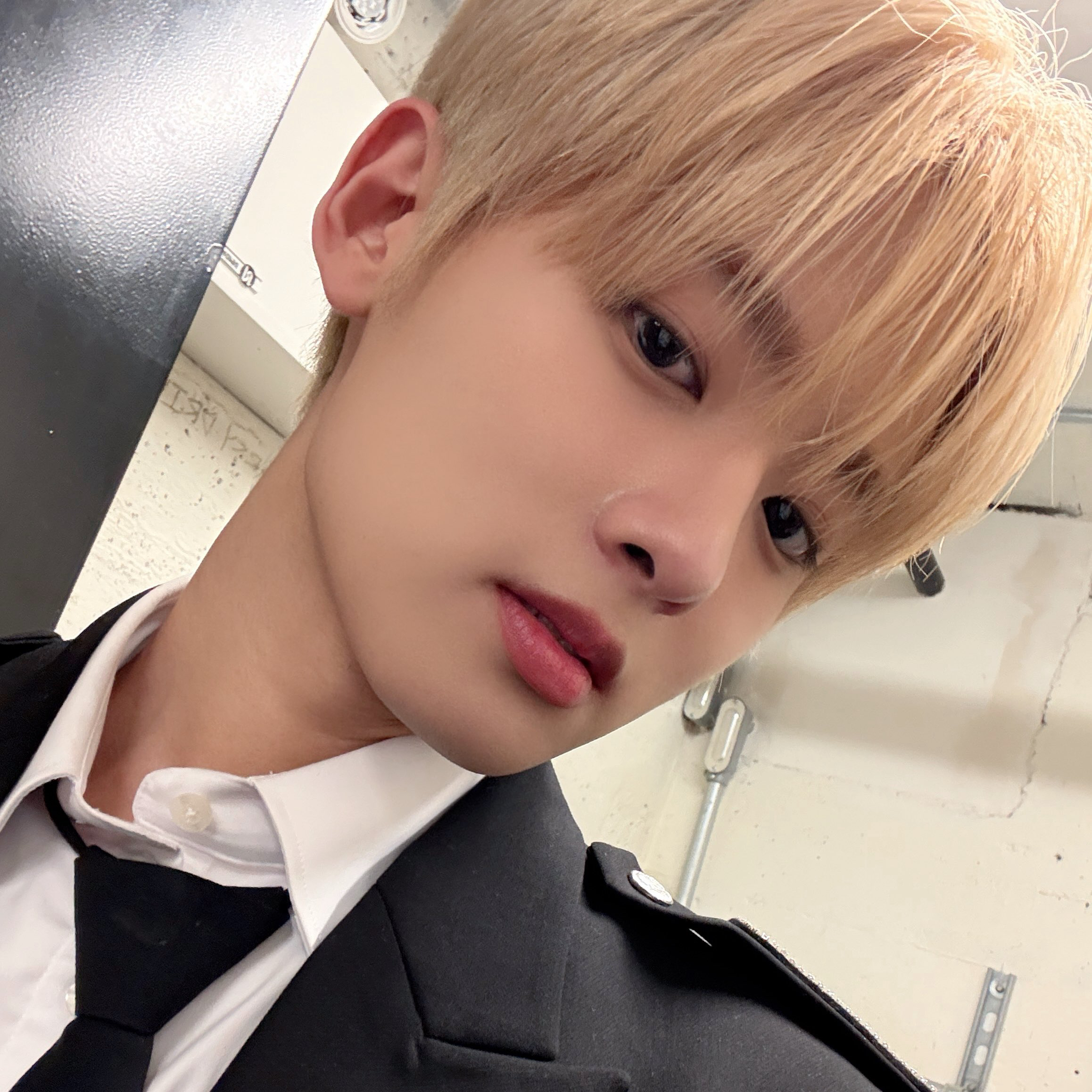 Recent activity shot of Woono (YOUNITE)