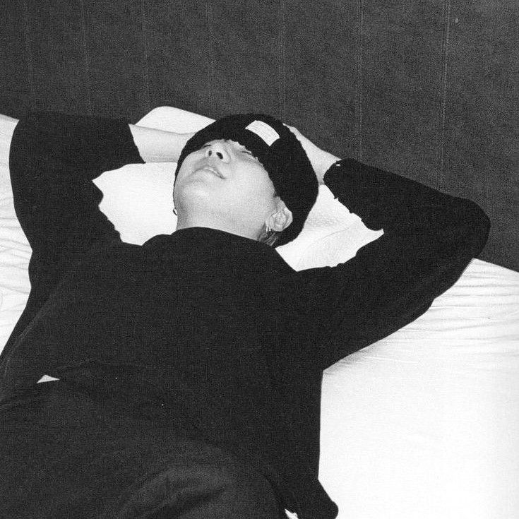 Latest photo of SUGA (BTS)