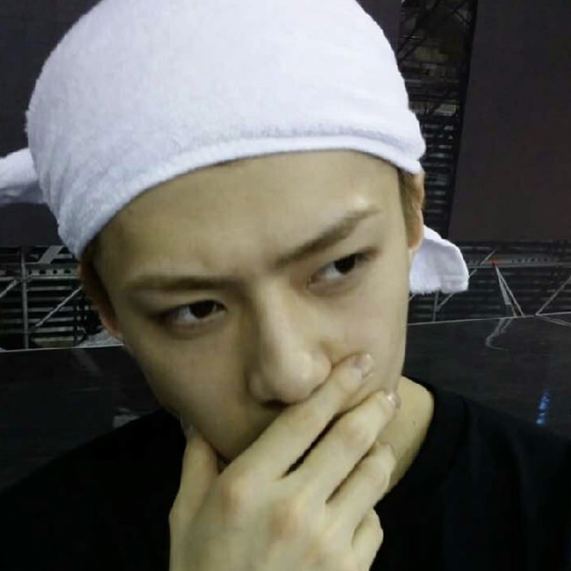 Behind-the-scenes cut of Sehun (EXO)
