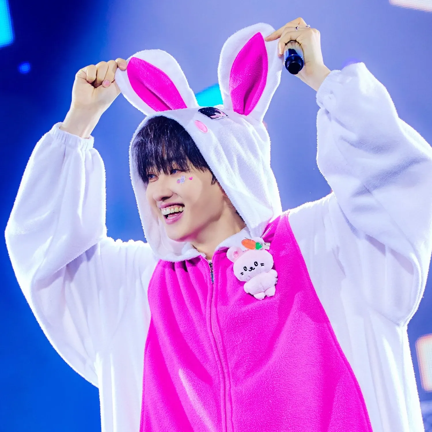 Recent activity shot of Eunhyuk (Super Junior)