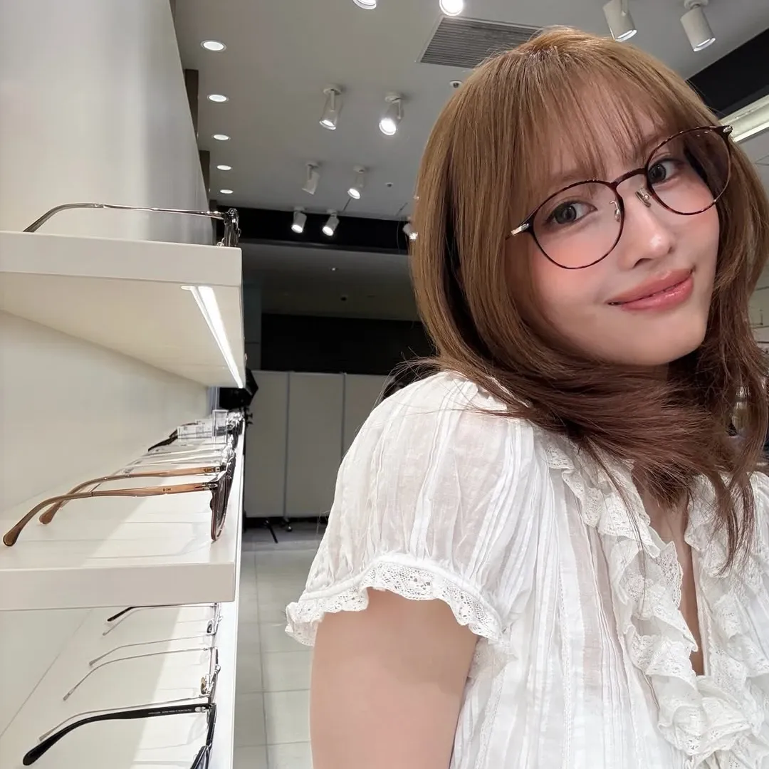 Momen yang diabadikan oleh penggemar Momo (TWICE)