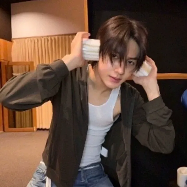 Latest photo of Seonghyeon (CORTIS)