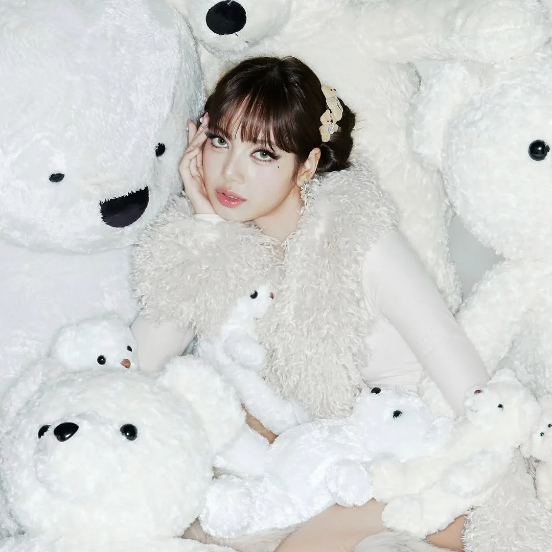 Momen yang diabadikan oleh penggemar Lisa (BLACKPINK)