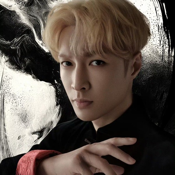 Popular profile image of Lay (EXO) selected by votes