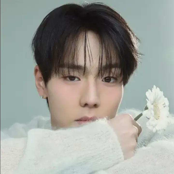 Shownu (MONSTA X)粉絲拍下的瞬間