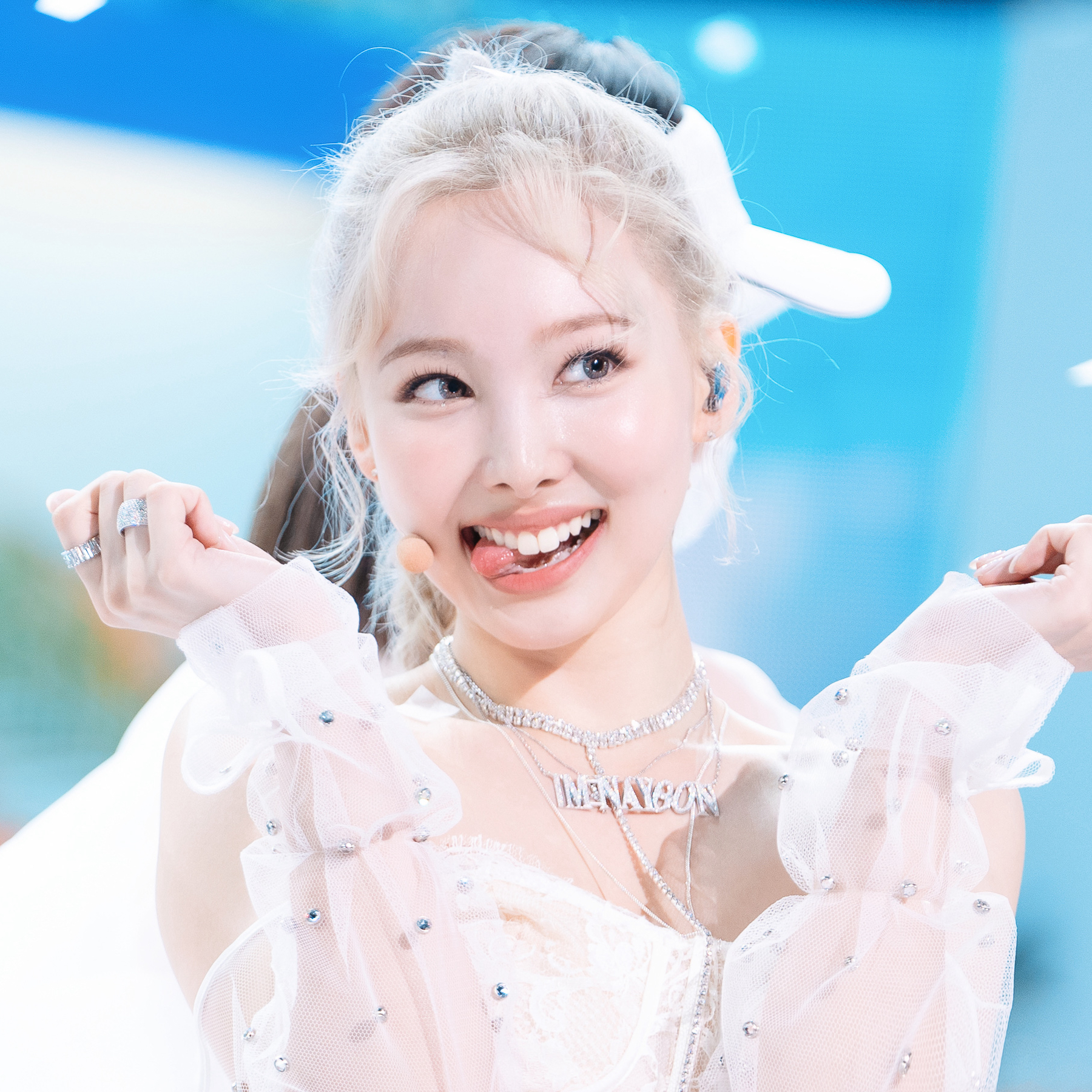 A moment captured by Nayeon (TWICE)'s fan