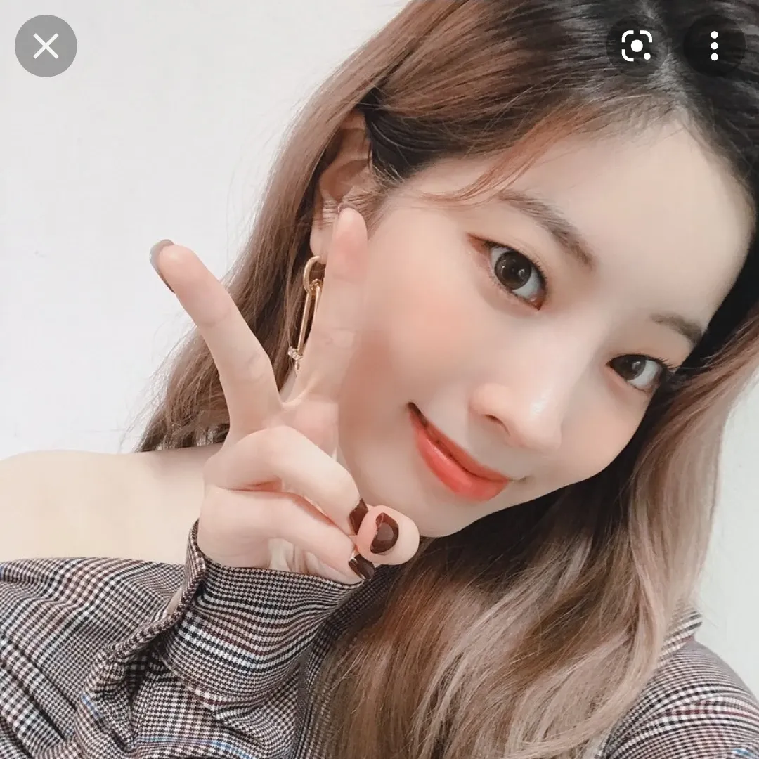 Latest photo of Dahyun (TWICE)