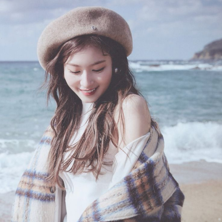 Recent activity shot of Sana (TWICE)