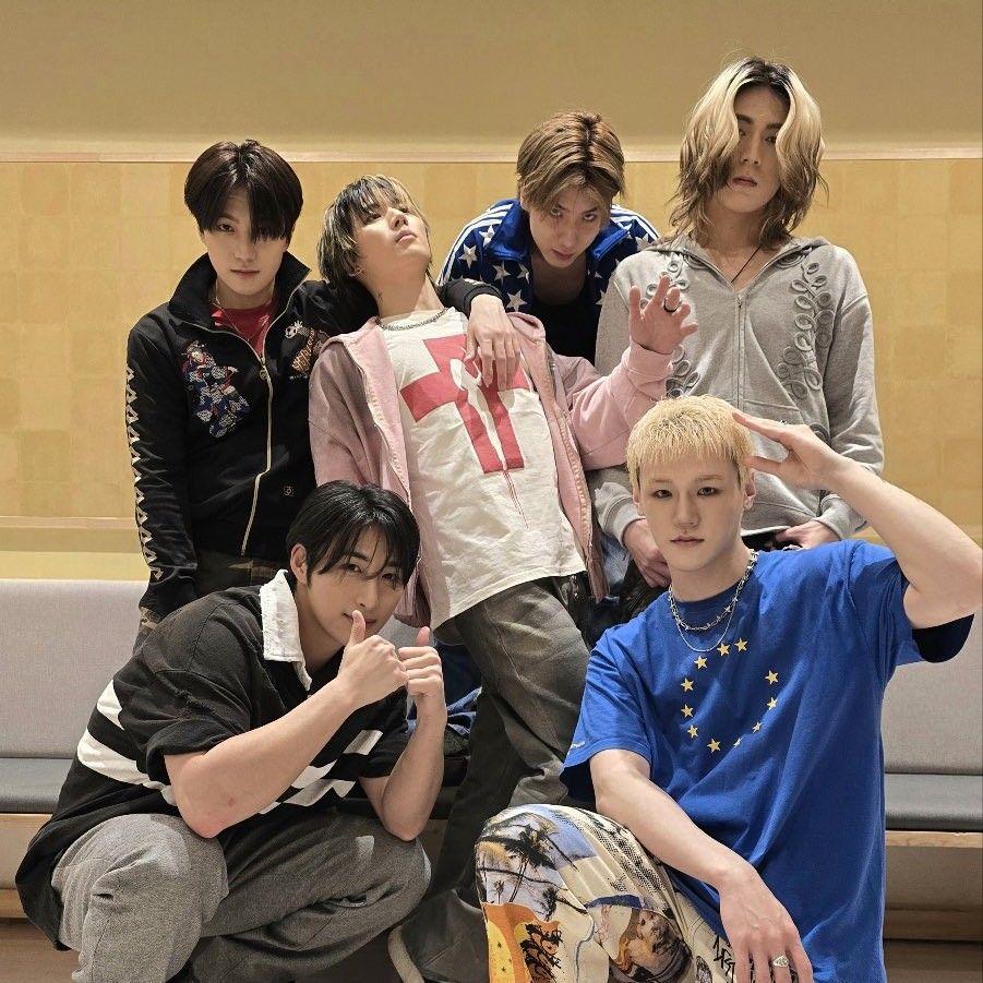 Behind-the-scenes cut of JUST B