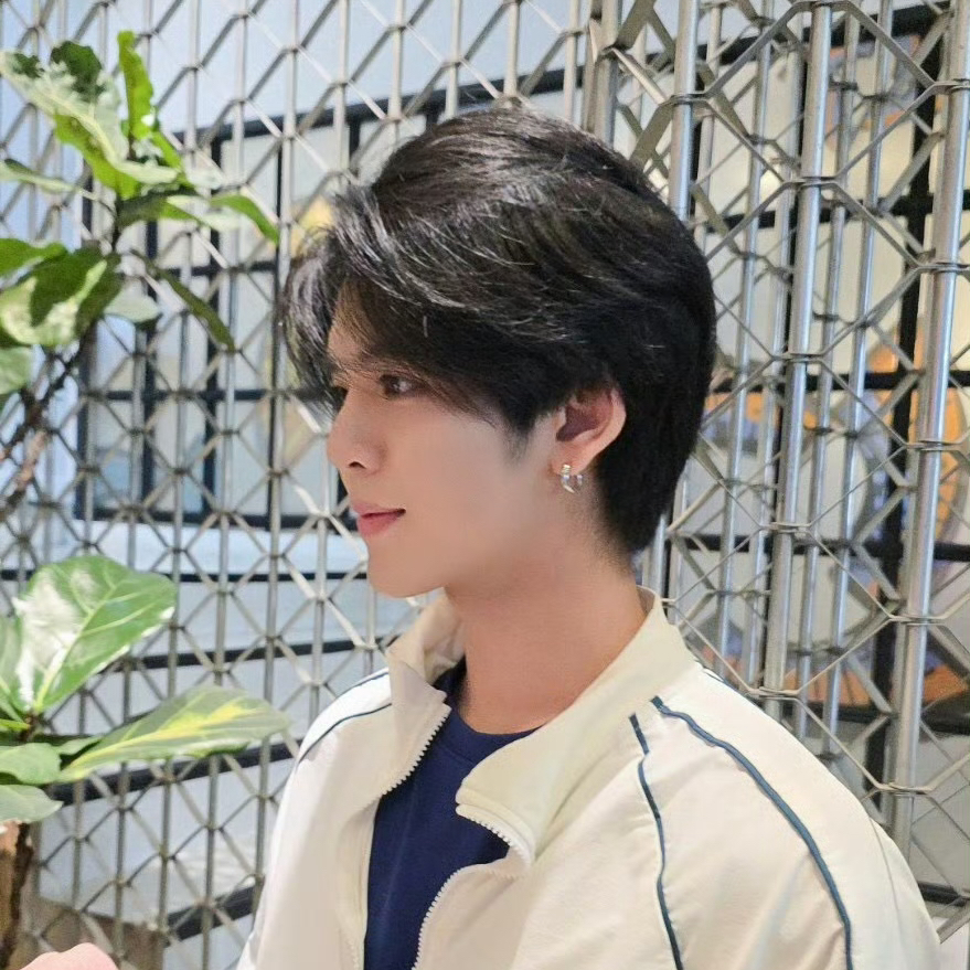 Behind-the-scenes cut of DORN (NexT1DE)