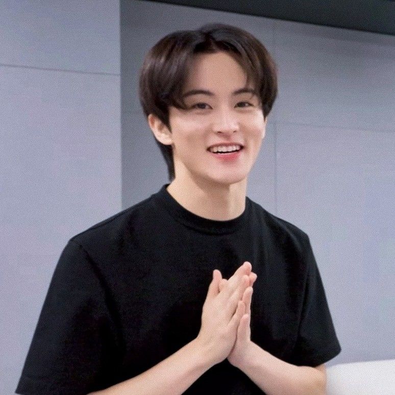 Mark (NCT 127, NCT DREAM)的最新照片