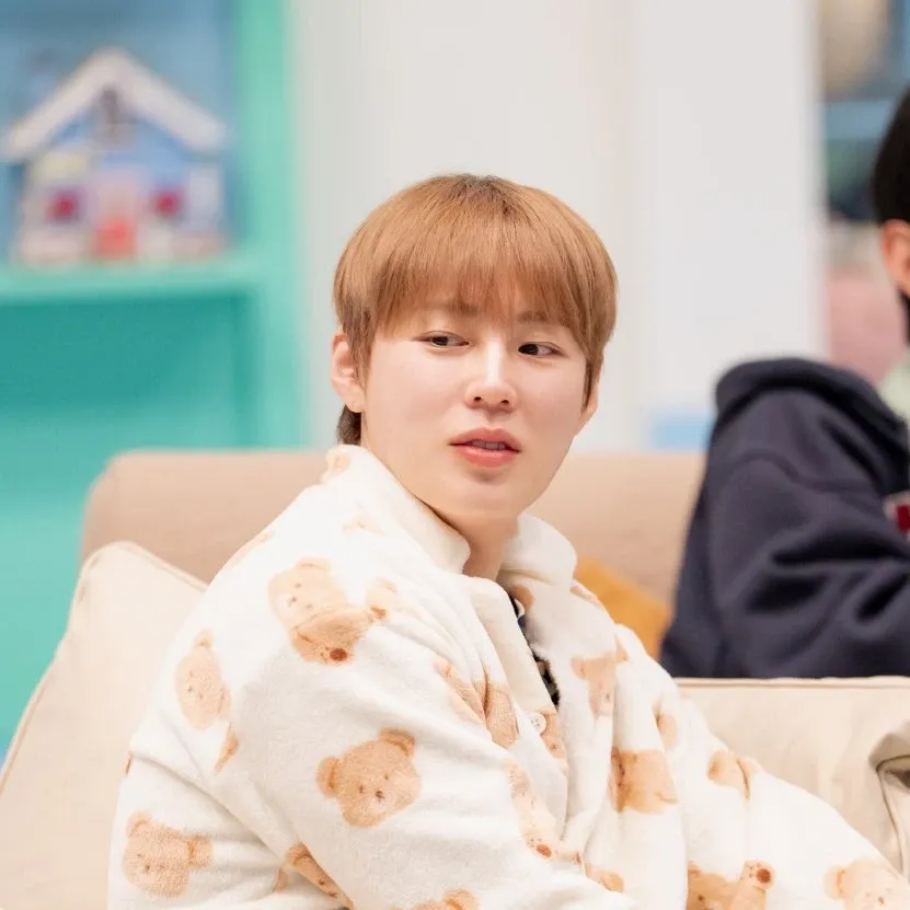 Latest photo of Ha Sungwoon