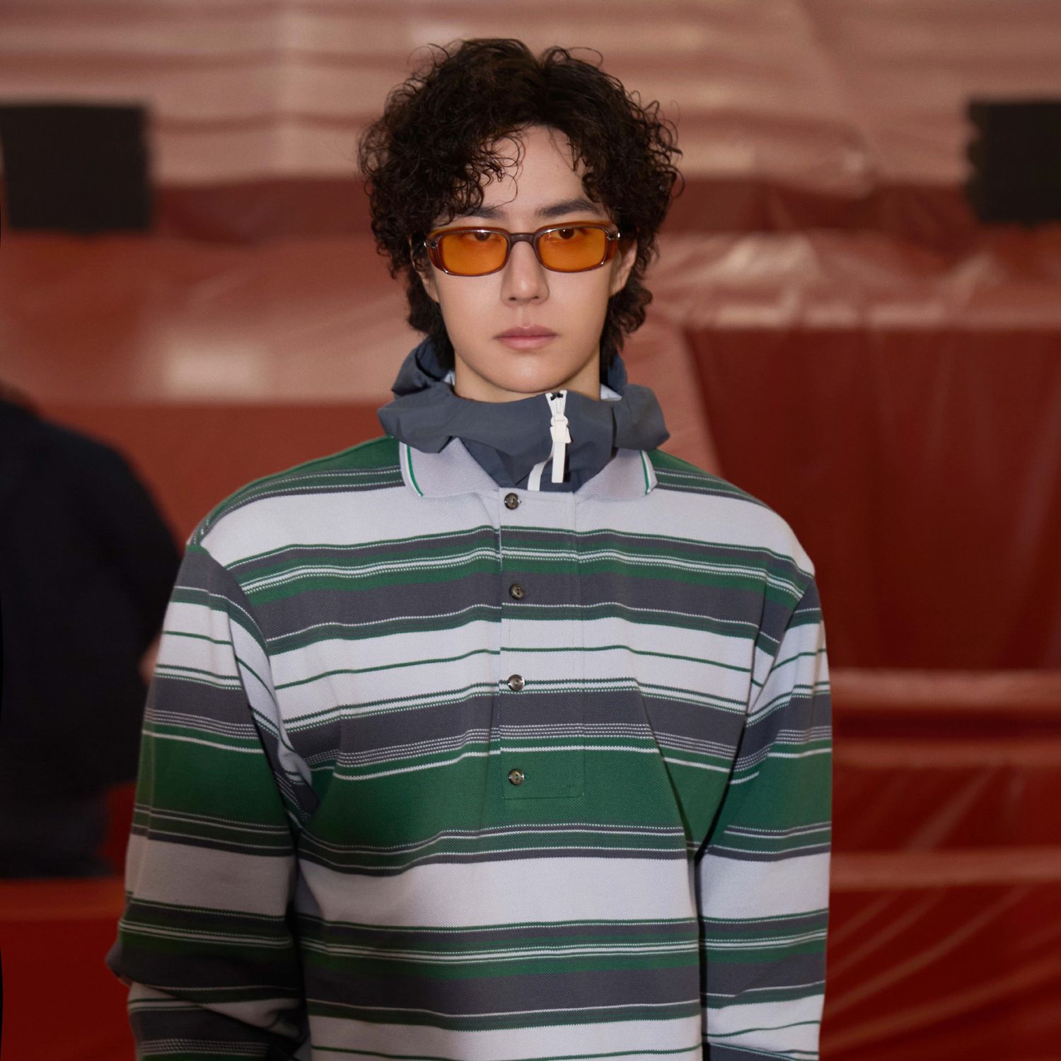 王一博粉絲拍下的瞬間