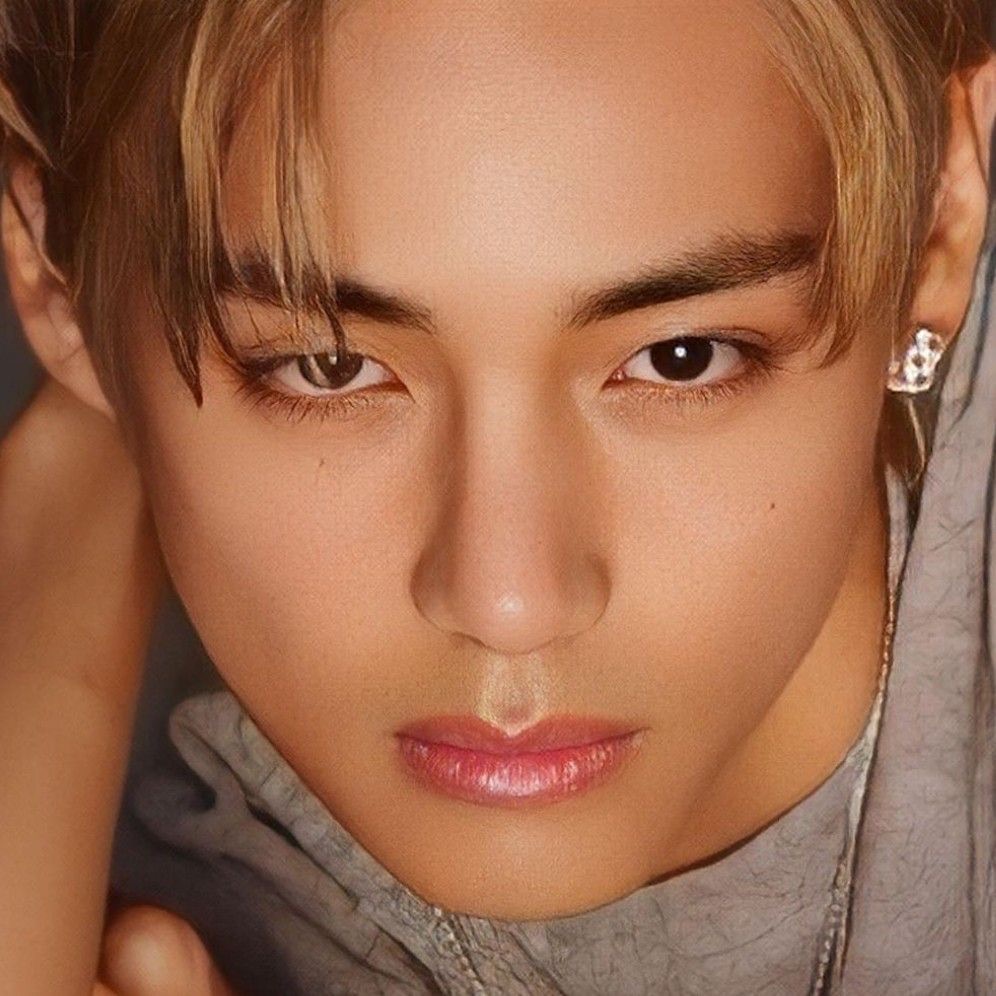 뷔 (방탄소년단)의 비하인드 컷