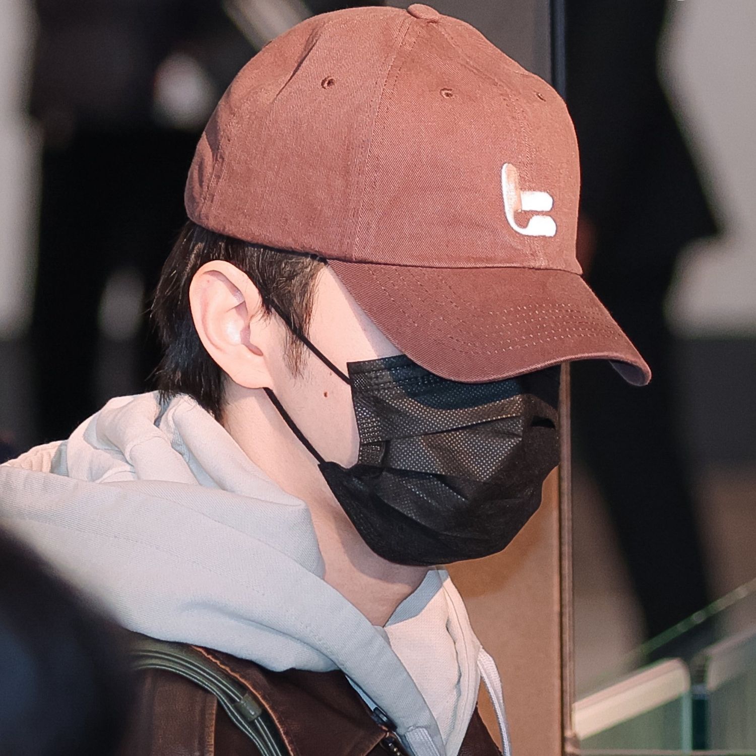 Latest photo of Sunghoon (ENHYPEN)