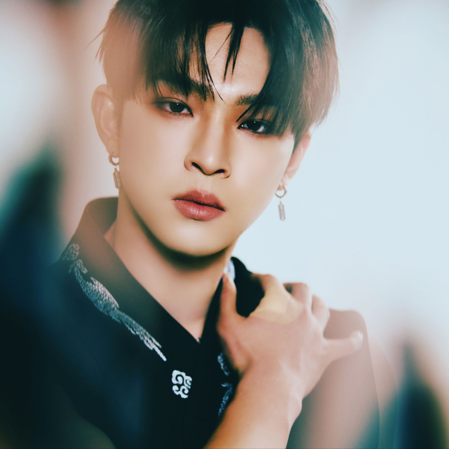 Latest photo of LEE DO (ONEUS)