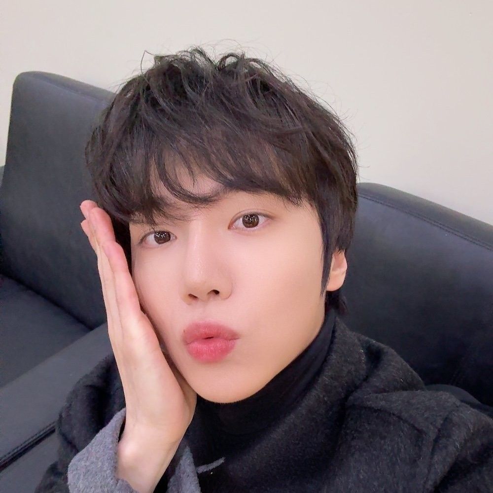 Latest photo of Jinho (PENTAGON)