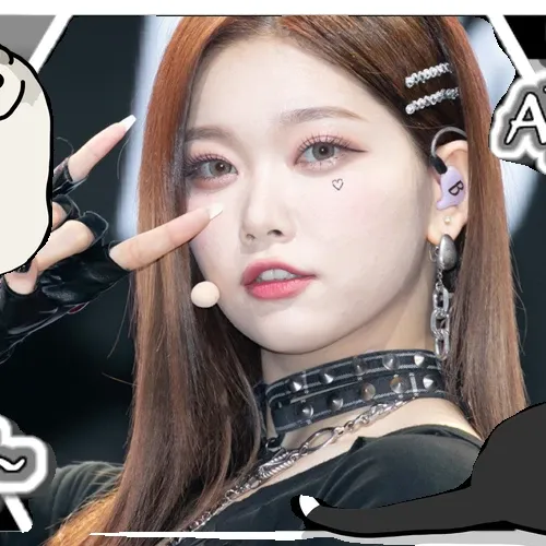 Recent activity shot of Tsuki (Billlie)