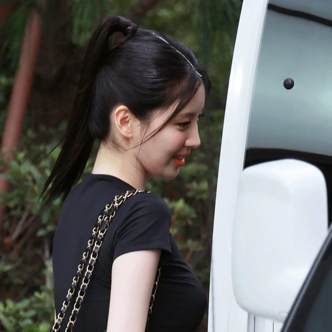 Latest photo of Yoona (Girls' Generation)