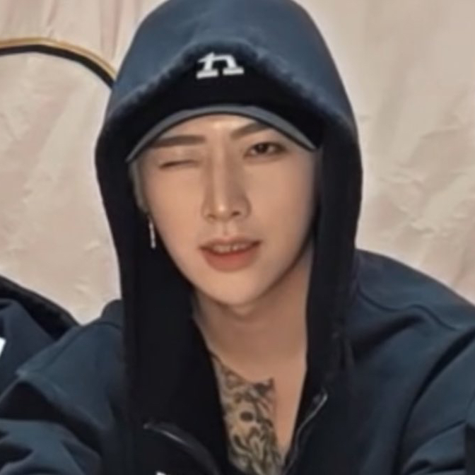 Behind-the-scenes cut of Ricky