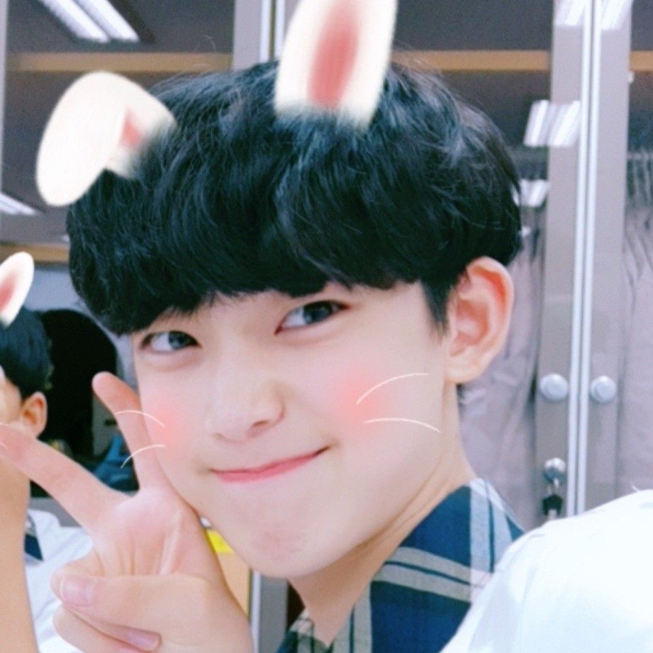 善禹 (ENHYPEN)的最新活动照片