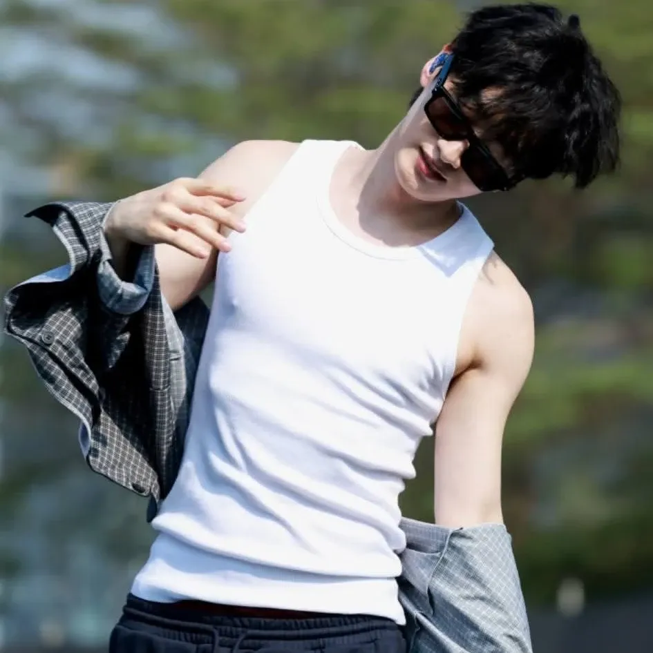 Latest photo of Eunhyuk (Super Junior)