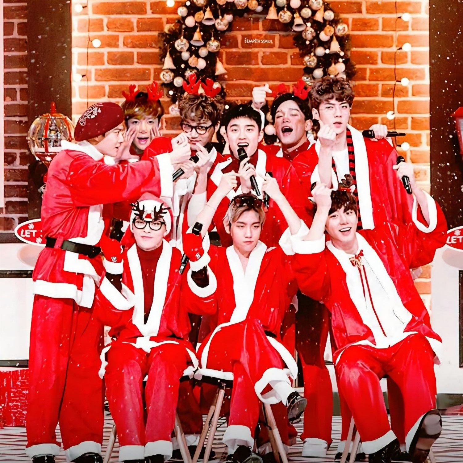 EXO의 비하인드 컷