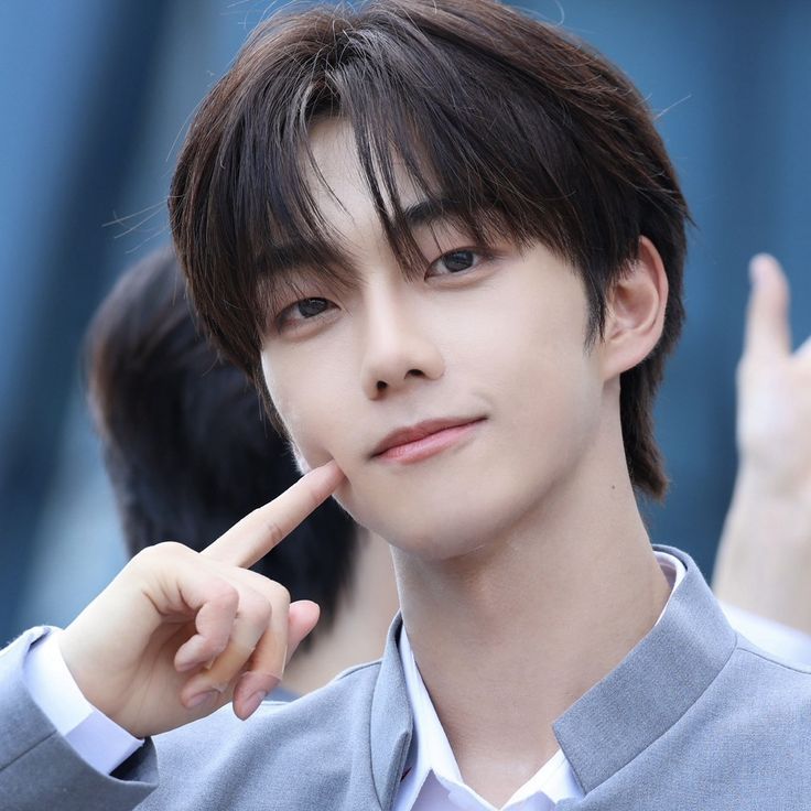 Latest photo of Rowan (MODYSSEY)