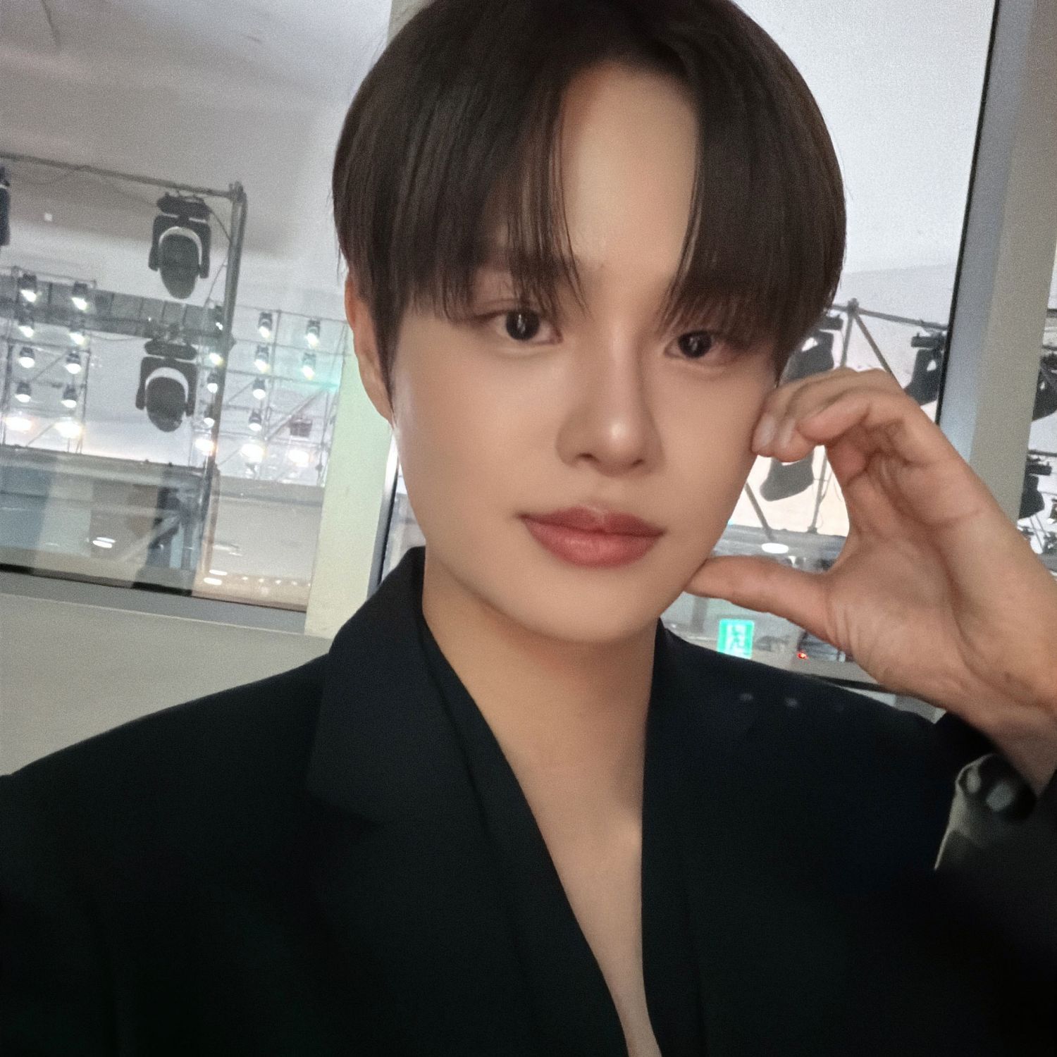 Latest photo of Lee Daehwi (AB6IX)