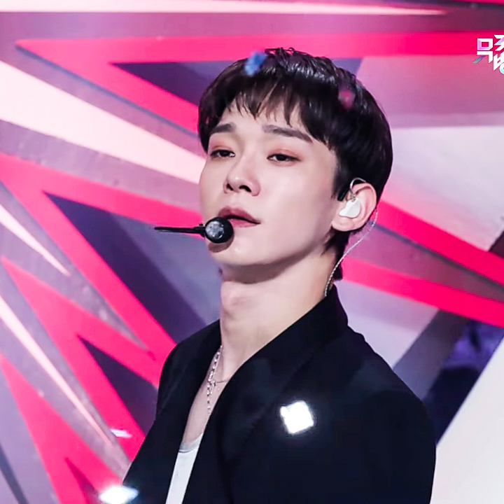 Latest photo of Chen (EXO)