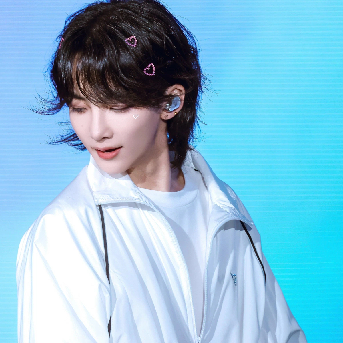 Latest photo of Jeonghan (SEVENTEEN)