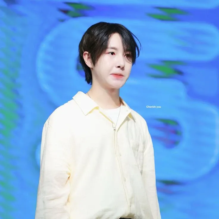 A moment captured by Renjun (NCT DREAM)'s fan